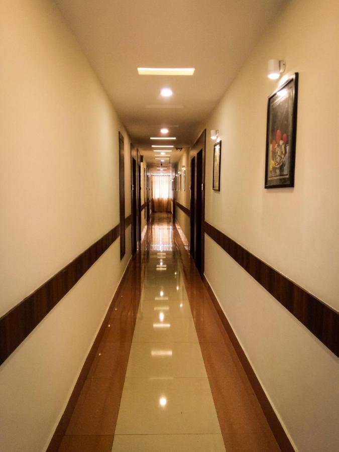 Nexstay Crystal Residency Kozhikode Luaran gambar
